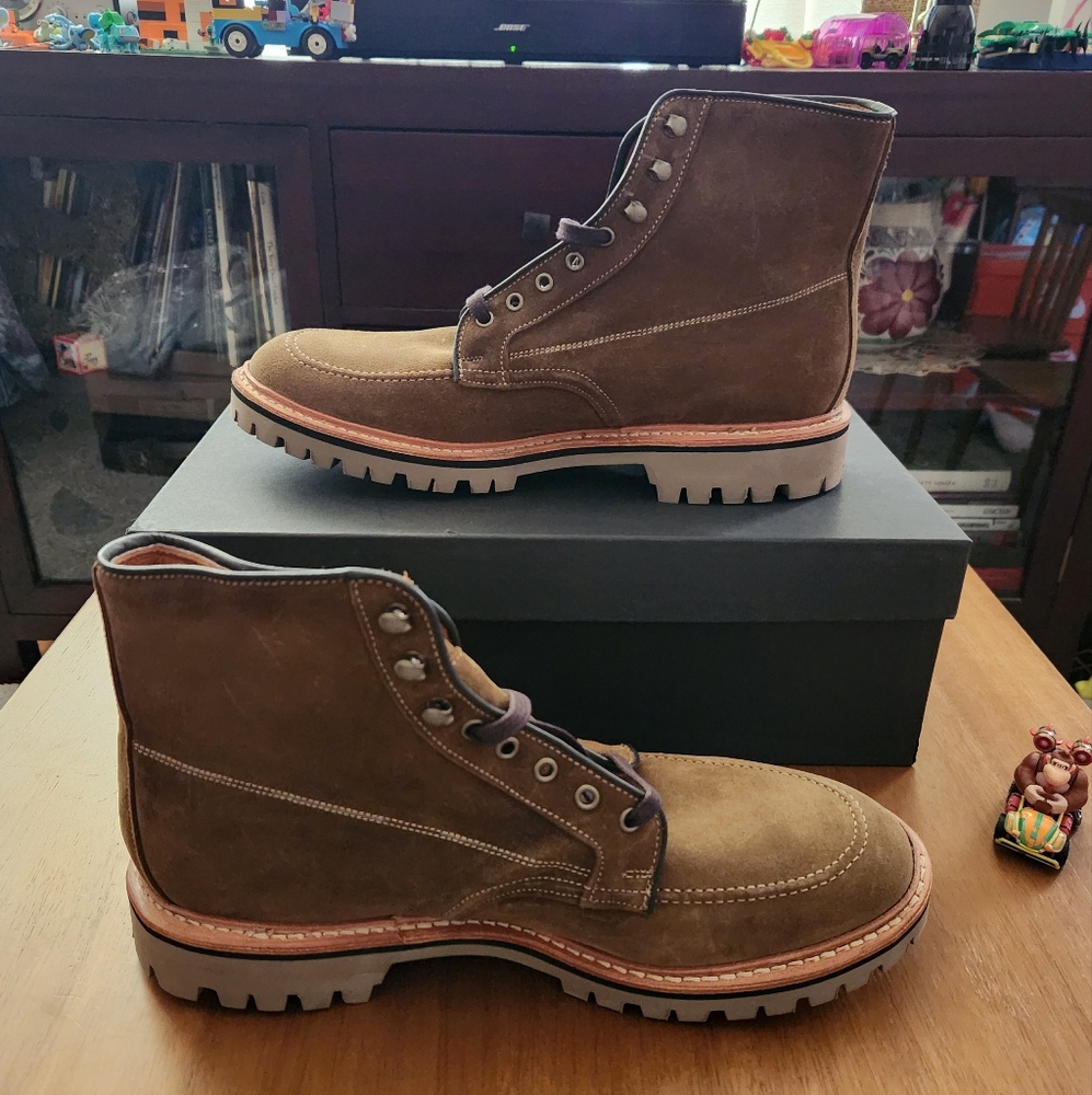 Allen Edmonds Freeport Boot - Picture 2 of 5